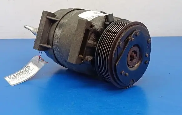 Renault Laguna II Air conditioning (A/C) compressor (pump) 8200421410