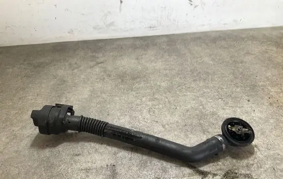Mercedes-Benz Sprinter W907 W910 Oil fill pipe A6510100169 4012888A