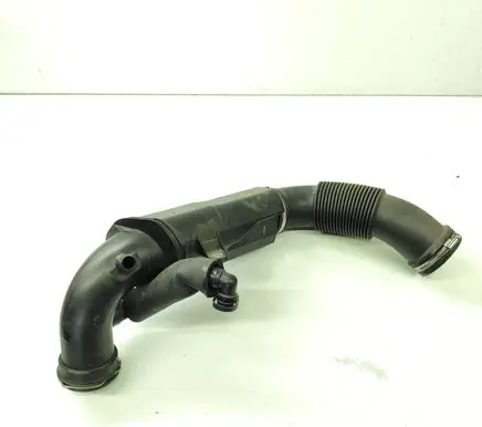 BMW X2 F39 Turbo air intake inlet pipe/hose 7619268 1371 23557610