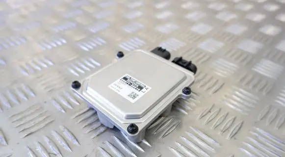 Lexus RX 450H Fuel injection pump control unit/module 8957158010