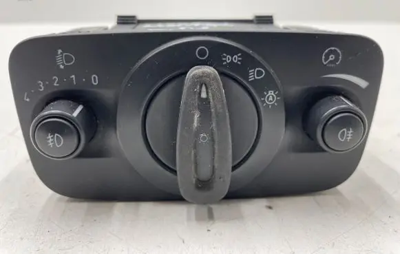 Ford Mondeo MK IV Light switch 8G9T13A024CA 10003926 0818