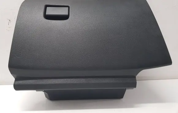 Nissan Qashqai Glove box 685104EH0A