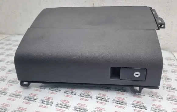 Volkswagen Touran II Glove box 1T1857101B