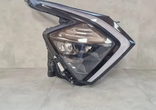 KIA Sportage Headlight/headlamp 92102R2000 HR00RH02 R009HR000058643