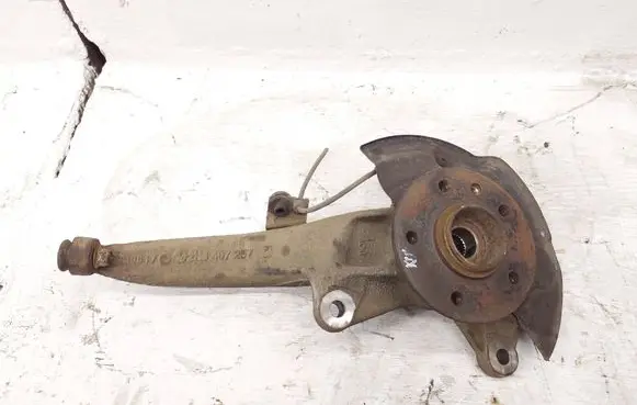 Volkswagen Amarok Front wheel hub spindle knuckle 2H6407257
