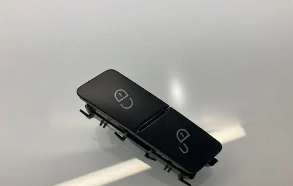 Mercedes-Benz E W212 Central locking switch button A2049058402 10023298 2049058402
