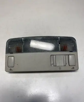 Volkswagen PASSAT B5 Front seat light 3B0947105