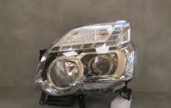 Nissan X-Trail T31 Headlight/headlamp