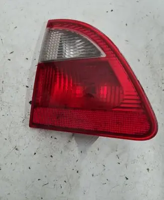 Tailgate rear/tail lights