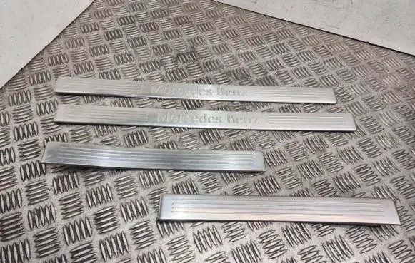Mercedes-Benz E W212 sill trim set (inner) A2126861236 A2126861136 2126860936