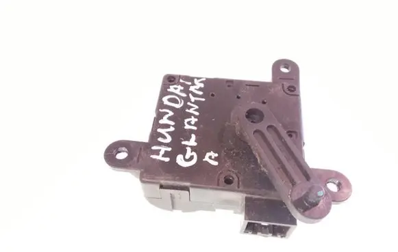 Hyundai Elantra Air flap motor/actuator