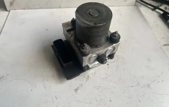 Citroen C4 II ABS Pump 9677024980 0265252034 0265951861
