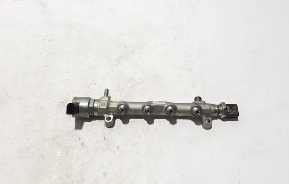Fuel main line pipe