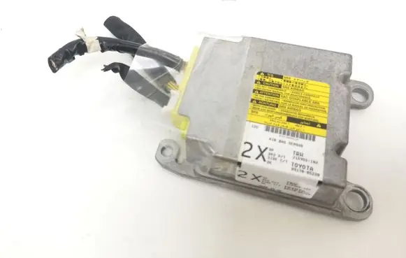 Toyota Avensis T250 Airbag control unit/module 8917005220 215955102
