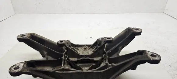 Audi A5 8T 8F Gearbox mounting bracket 8k0399263ad