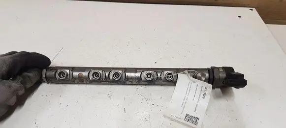 BMW 5 E60 E61 Fuel main line pipe 0445214184 780912902 0281002949