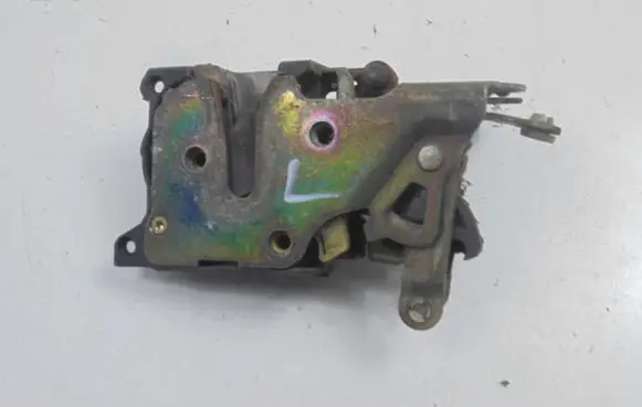 Chevrolet Blazer Front door lock