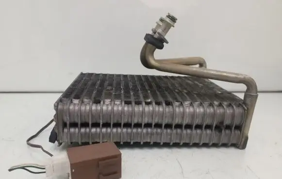 Air conditioning (A/C) radiator (interior)