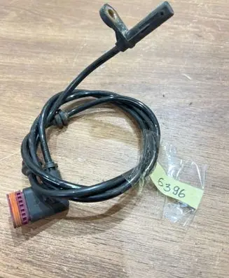 Mercedes-Benz C W204 ABS rear brake sensor A2045400317