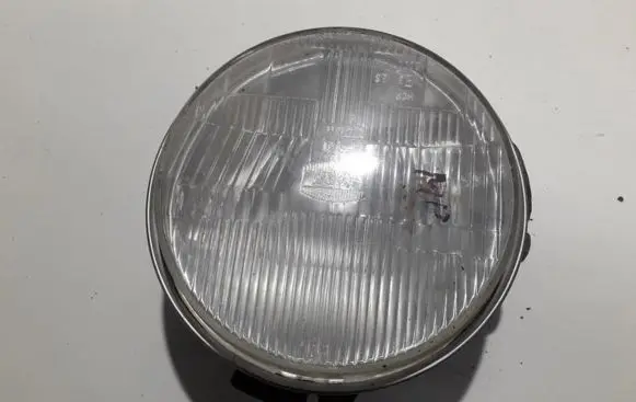 Isuzu Trooper Headlight/headlamp E620007