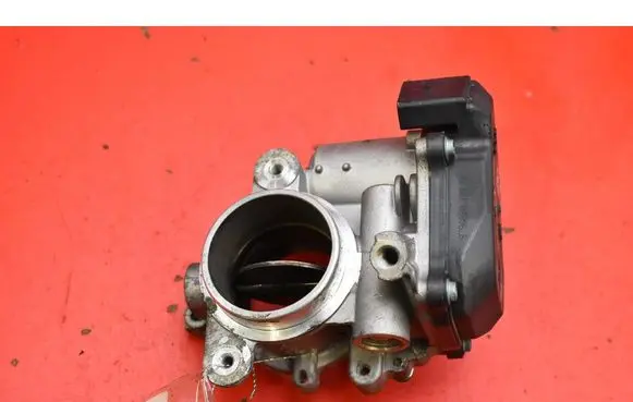 Skoda Octavia Mk3 (5E) Throttle body valve 04L128063T