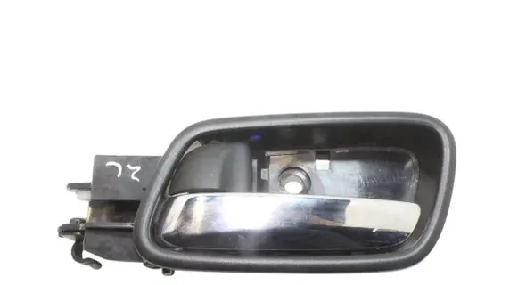 Honda CR-V Rear door interior handle