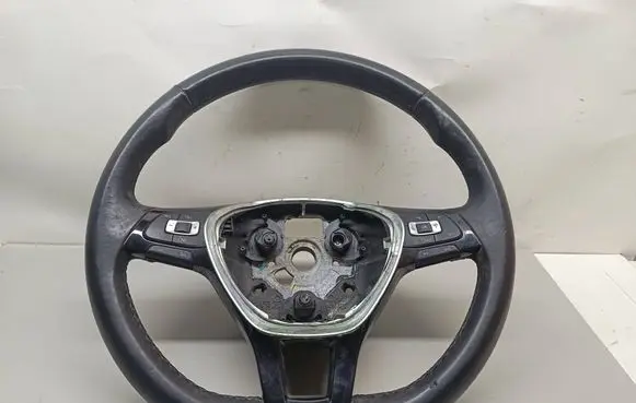 Volkswagen Jetta VI Steering wheel 5C0419091BL 62128017A 106916A00225