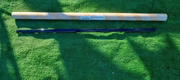 Porsche Macan (95B) Rear door trim (molding) 95B837475C