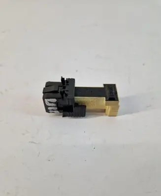 BMW 1 F20 F21 Brake pedal sensor switch 9240076