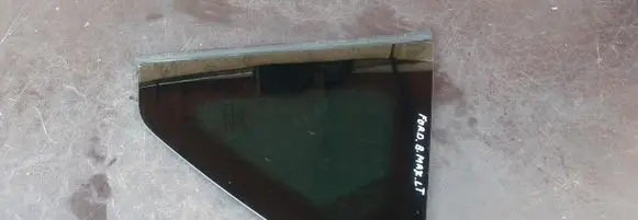 Ford B-MAX Rear side window 2013R