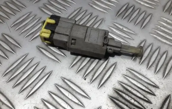 Mazda 323 F Brake pedal sensor switch ga2c6649y