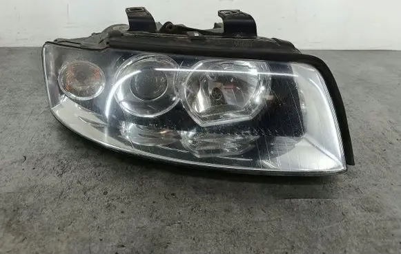 Audi A4 S4 B6 8E 8H Headlight/headlamp 