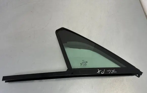 Volkswagen Touareg III Front door vent window glass four-door 510508554 43R00099 E001264