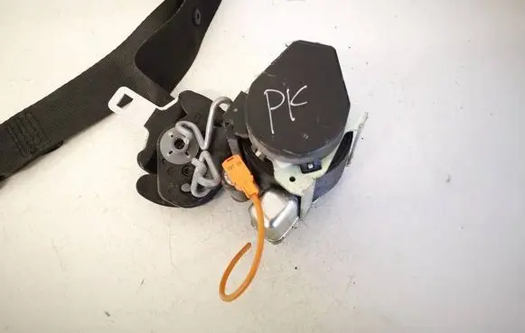 Citroen C4 I Front seatbelt 96527697XX