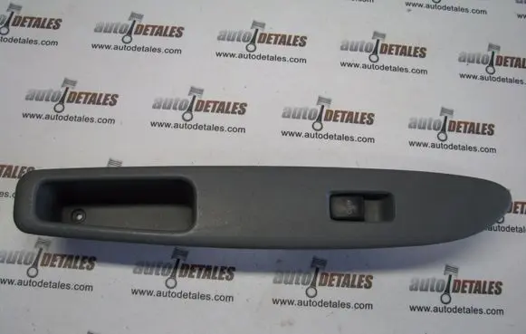 Toyota Avensis Verso Electric window control switch 7423244110