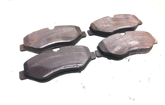 Iveco Daily 4th gen Brake pads (front) 