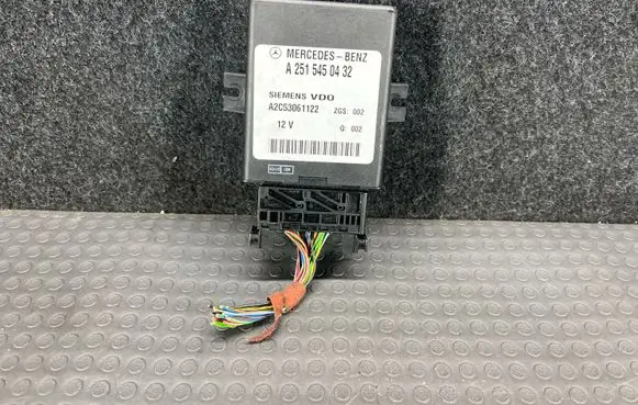 Mercedes-Benz E W211 Suspension control unit/module A2515450432