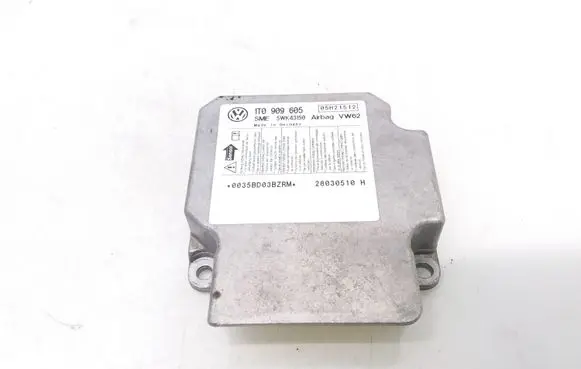 Volkswagen Touran I Air suspension control unit module (rear) 1T0909605 5WK43150
