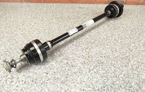 BMW X3 G01 Rear driveshaft 8679967