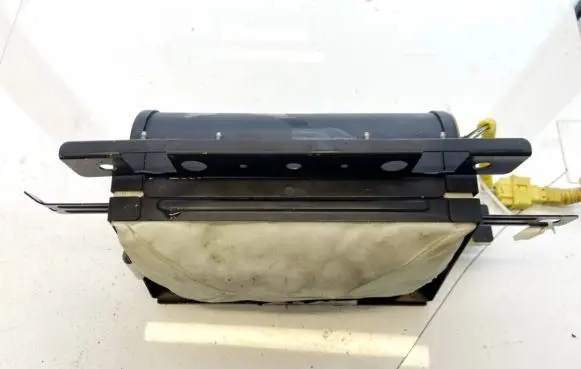 Hyundai Trajet Passenger airbag 1k0502214
