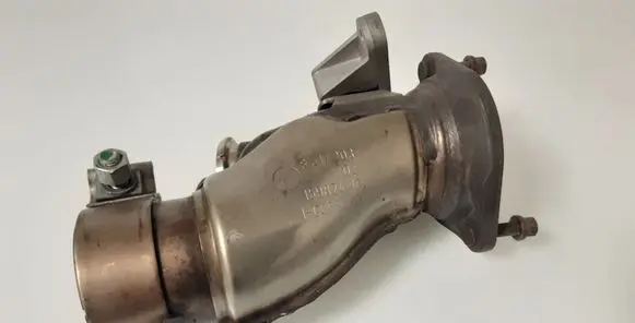 BMW X5 F15 Muffler pipe connector clamp 15982410 8517203