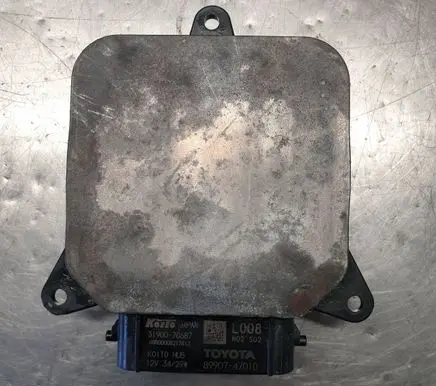 Toyota Prius (XW50) LED ballast control module 8990747010 3190070687 6RR00008217813