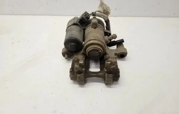 Ford Fusion II Rear brake caliper DG9C2D251