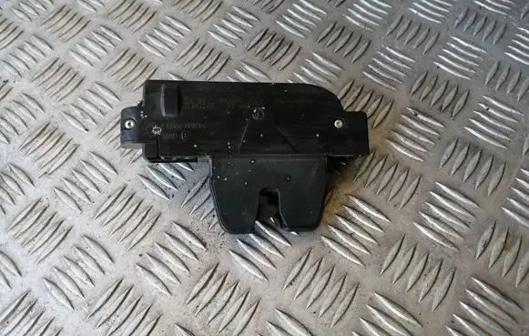 Peugeot 607 Tailgate/trunk/boot lock/catch/latch 9653831780