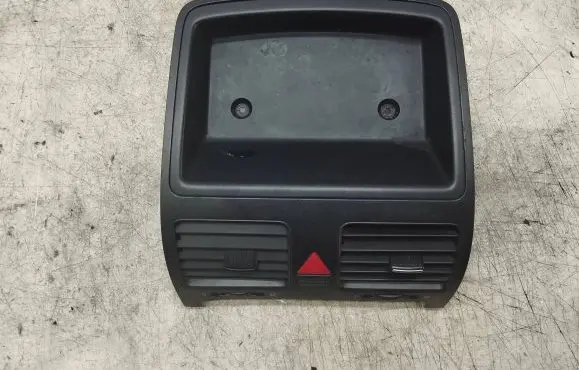 Volkswagen Jetta V Dash center air vent grill 1K0819743A