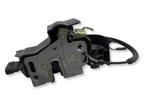 Mercedes-Benz ML W163 Front door lock A1637202935
