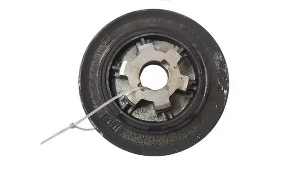 Peugeot 407 Crankshaft pulley