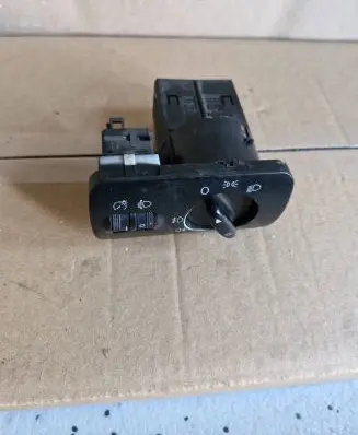 Seat Toledo II (1M) Light switch 1M1941531E 04052138