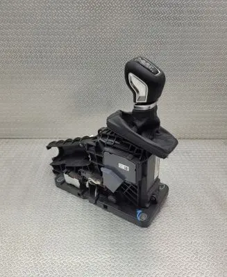 Volvo S90, V90 Gear shifter/selector P32240020