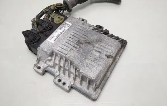Ford Focus Engine control unit/module BV6112A650NF